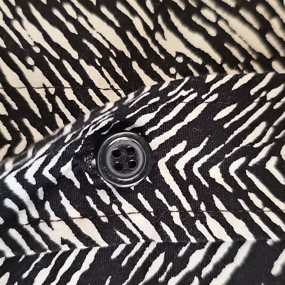 Top - Picture 9 of 16